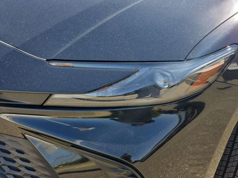 Used 2025 Toyota Camry SE FWD image 30