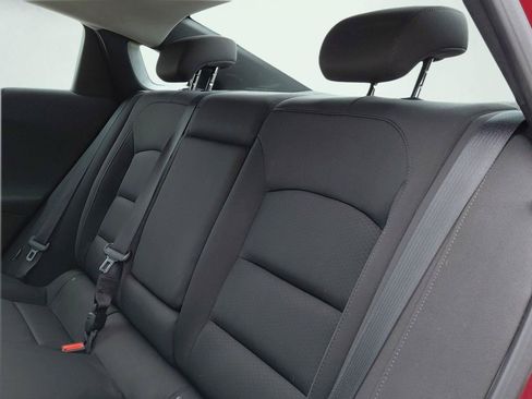 Used 2018 Chevrolet Malibu LT FWD image 35