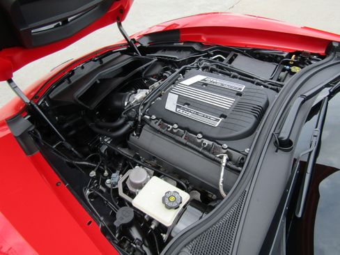 Used 2016 Chevrolet Corvette Z06 w/ 3LZ Preferred Equipment Group RWD image 18