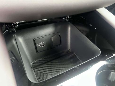 New 2026 Ford Explorer Active w/ Active Comfort Package image 20