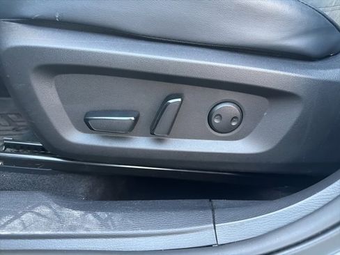 Used 2024 Mitsubishi Outlander SE Black Edition image 21