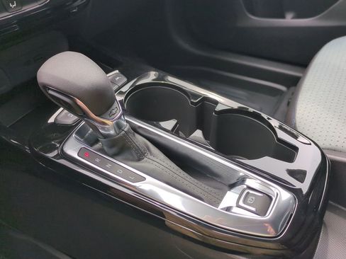 New 2025 Chevrolet Trax LT w/ Driver Confidence Package image 15