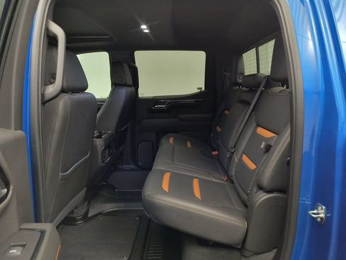 Used 2022 GMC Sierra 1500 AT4 w/ AT4 Premium Package AWD/4WD image 19