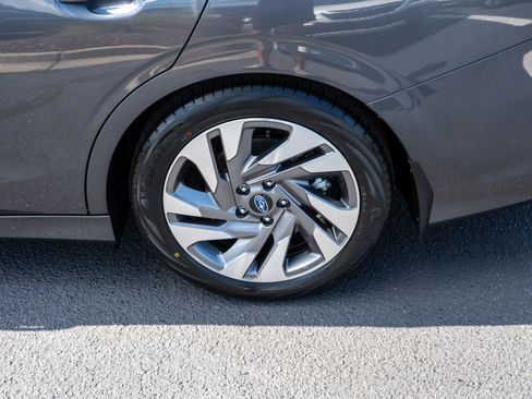 New 2025 Subaru Legacy Limited w/ Popular Package #2 image 9