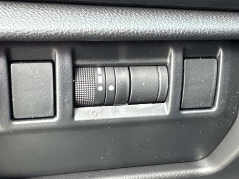New 2026 Subaru Crosstrek 2.5i Limited w/ Crosstrek Mirror Package image 14