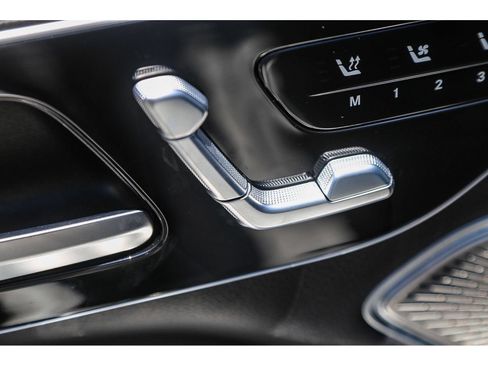 Used 2023 Mercedes-Benz EQS 580 4MATIC SUV image 20