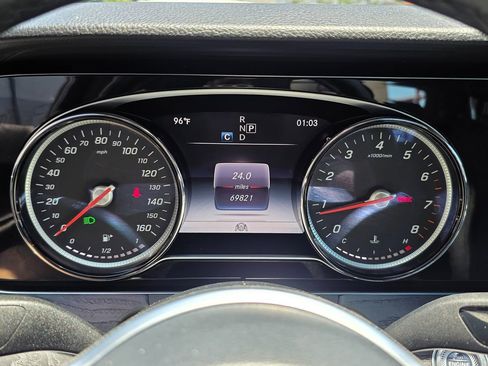 Used 2019 Mercedes-Benz E 300 image 30