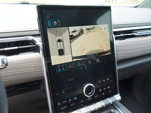 New 2025 GMC Sierra EV Denali image 15