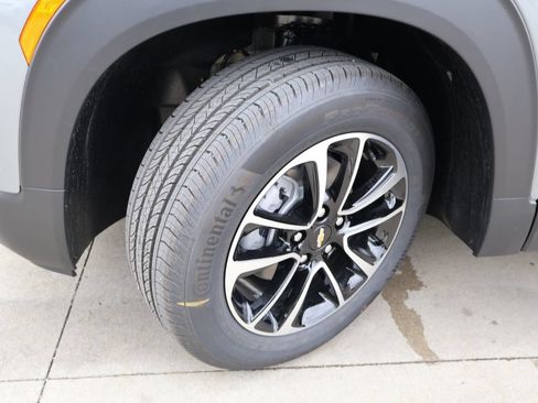 New 2026 Chevrolet TrailBlazer LT w/ Convenience Package AWD/4WD image 36