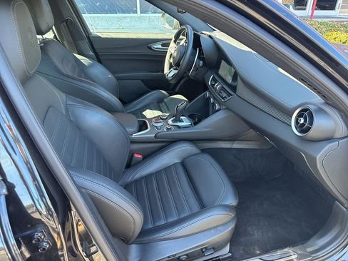 Used 2024 Alfa Romeo Giulia Quadrifoglio w/ Active Assist Plus Package image 63