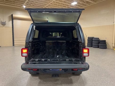 Used 2022 Jeep Gladiator Rubicon w/ Trailer Tow Package image 15