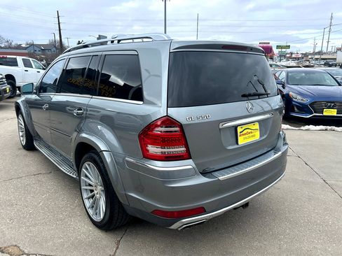 Used 2011 Mercedes-Benz GL 550 4MATIC image 5