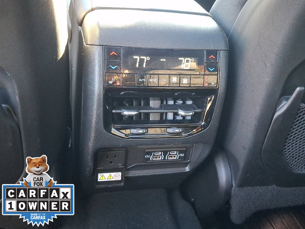 Used 2024 Jeep Grand Cherokee L Summit w/ Advanced Protech Group IV AWD/4WD image 12