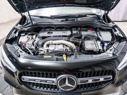 Used 2025 Mercedes-Benz GLA 250 image 28
