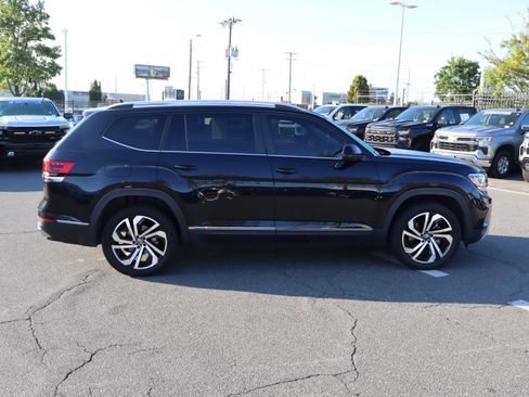 Used 2023 Volkswagen Atlas SEL AWD/4WD image 11