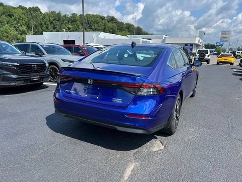 Used 2023 Honda Accord Sport image 5