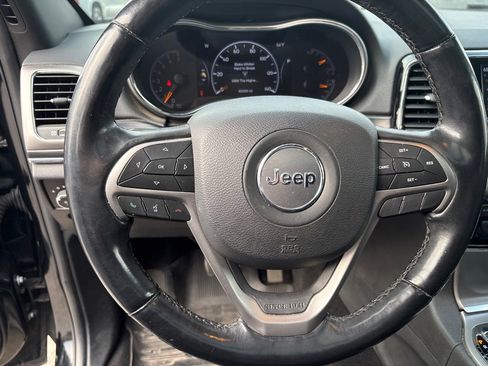 Used 2020 Jeep Grand Cherokee Limited w/ Luxury Group II image 11