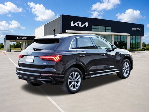 Used 2022 Audi Q3 2.0T Premium Plus w/ Premium Plus Package AWD/4WD image 5