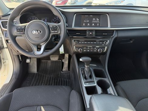 Used 2018 Kia Optima LX image 18