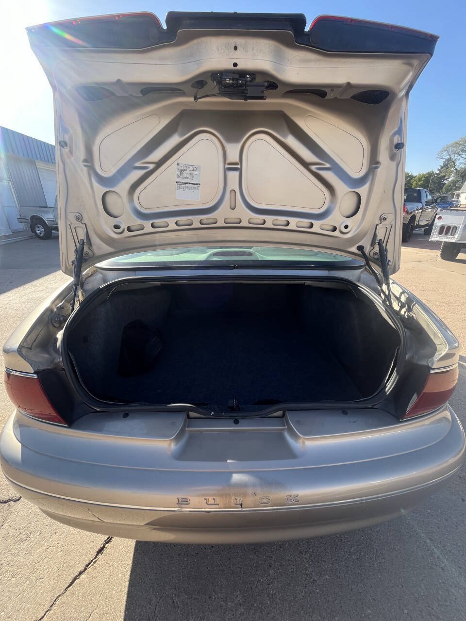 Used 1999 Buick Century Custom FWD image 20