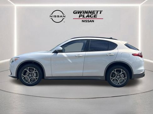 Used 2023 Alfa Romeo Stelvio Ti image 27