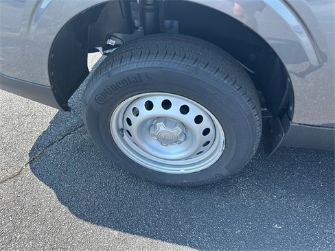 New 2025 Ford Maverick XL w/ 4K Tow Package image 13