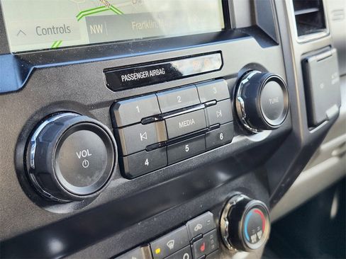 Used 2022 Ford F250 XLT w/ XLT Premium Package image 24