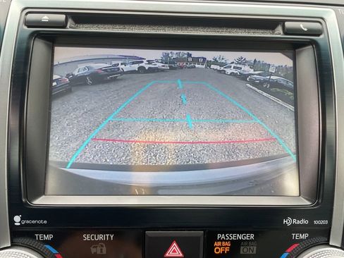 Used 2014 Toyota Camry XLE w/ Leather Package FWD image 22