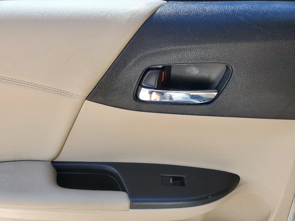Used 2015 Honda Accord EX-L image 27