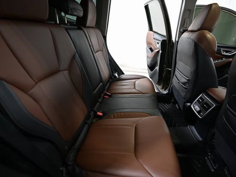 Used 2023 Subaru Forester Touring image 29