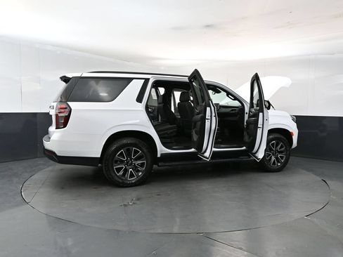 Used 2024 Chevrolet Tahoe Z71 w/ Luxury Package AWD/4WD image 26