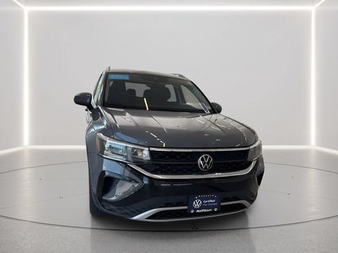 Used 2023 Volkswagen Taos SE AWD/4WD image 21