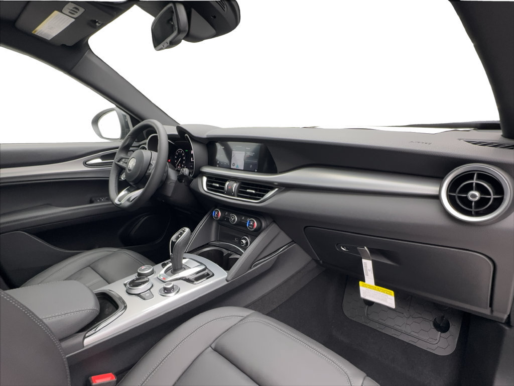 New 2026 Alfa Romeo Stelvio Sprint w/ Convenience Package AWD/4WD image 34