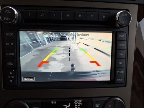 Used 2014 Lincoln Navigator L 4WD image 27