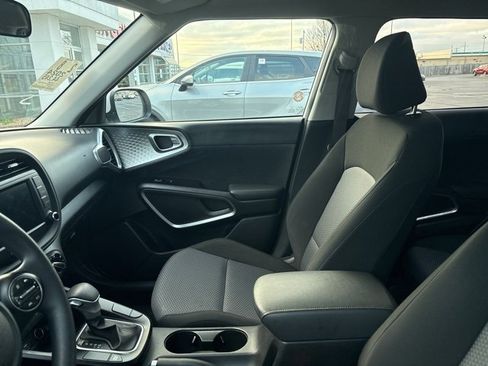 Certified 2024 Kia Soul LX w/ Option Group 015 image 2