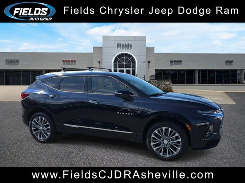 Used 2020 Chevrolet Blazer Premier w/ Driver Confidence II Package FWD image 1