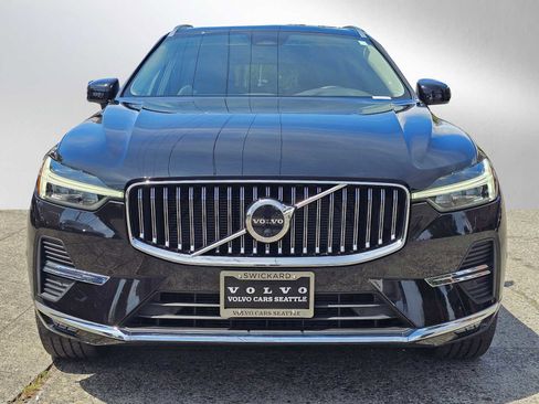 Used 2023 Volvo XC60 B5 Plus w/ Climate Package AWD/4WD image 8