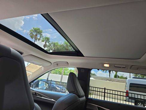 Used 2023 INFINITI QX60 Luxe w/ Cargo Package FWD image 22