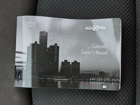 Used 2022 Chevrolet Colorado LT w/ Fleet Safety Package image 23