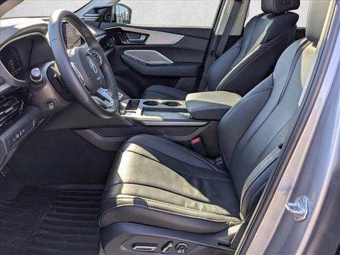 Certified 2026 Acura MDX FWD w/ Technology Package image 16