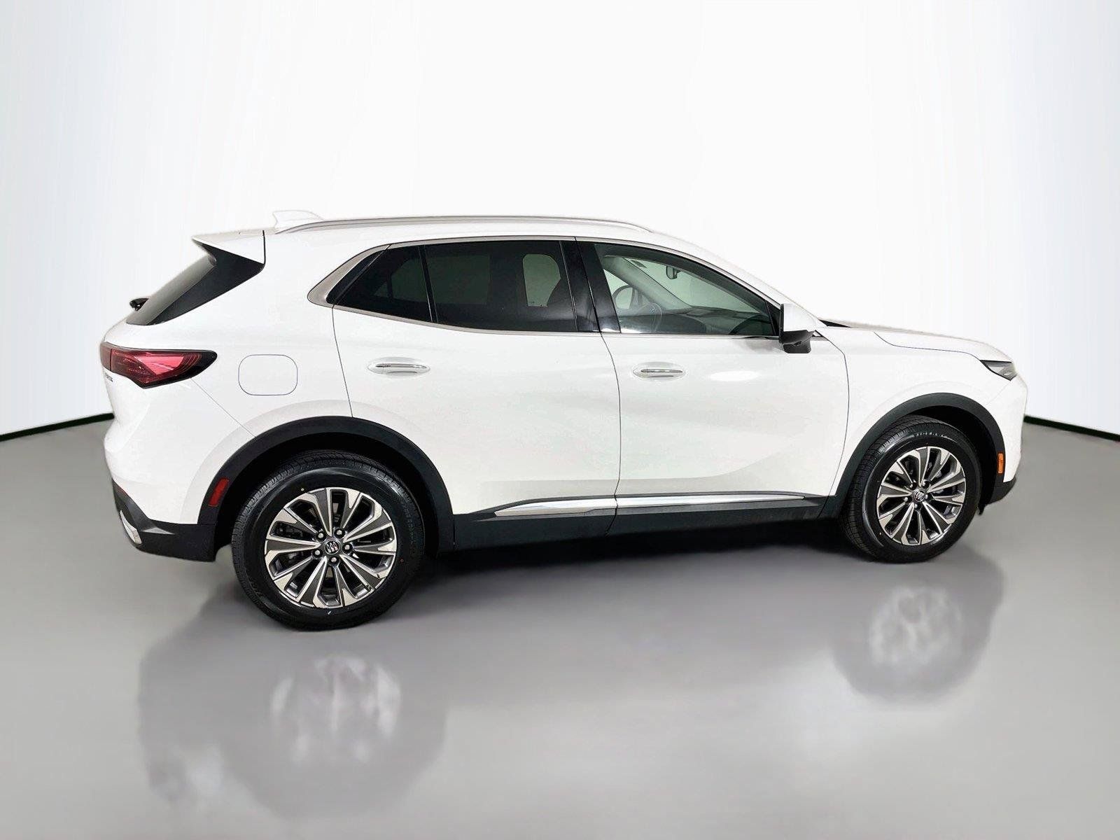 Used 2024 Buick Envision Preferred AWD/4WD image 16