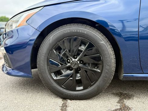 Used 2019 Nissan Altima 2.5 S FWD image 43