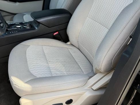 Used 2018 Ford Explorer 4WD image 9