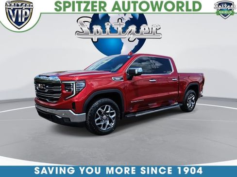 Used 2024 GMC Sierra 1500 SLT w/ SLT Premium Plus Package AWD/4WD image 4