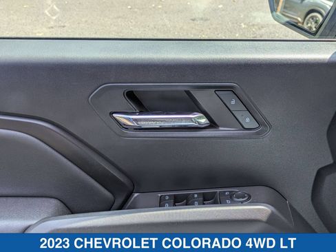 Used 2023 Chevrolet Colorado LT w/ LT Convenience Package III AWD/4WD image 13
