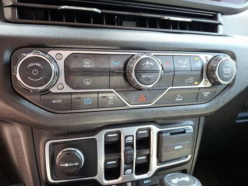 Used 2025 Jeep Wrangler Unlimited Sport S 4xe AWD/4WD image 15