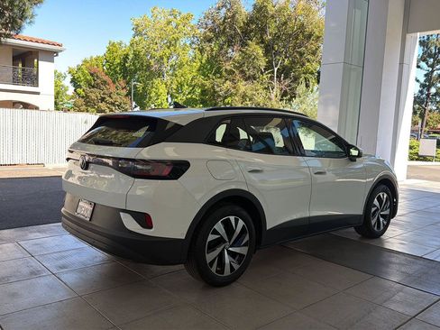 Certified 2024 Volkswagen ID.4 2WD image 5