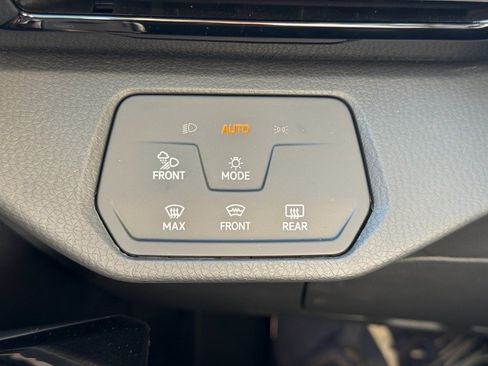 New 2025 Volkswagen ID.4 Pro S image 25