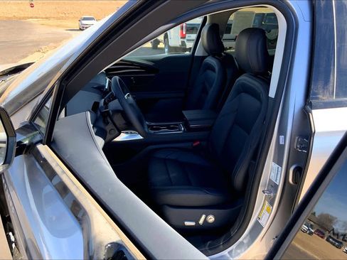 New 2026 Lincoln Nautilus Premier w/ Jet Appearance Package image 9