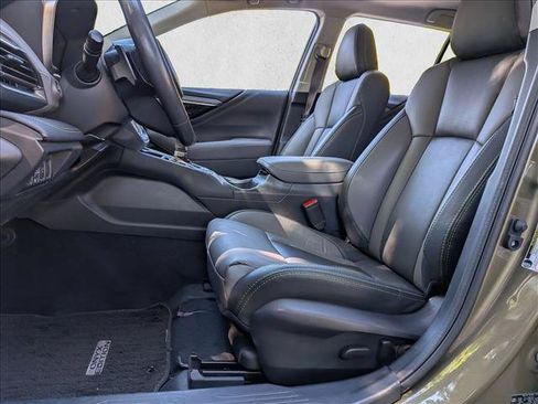 Used 2024 Subaru Outback Onyx Edition XT AWD/4WD image 16